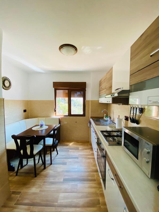 شقة Apartament Sunshine Orşova المظهر الخارجي الصورة